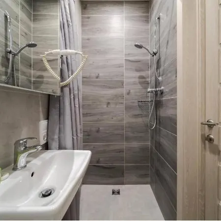 біля вокзалу, на вулиці голубовича 37 Apartamento Lviv