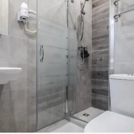 Apartamento біля вокзалу, на вулиці голубовича 37 Lviv