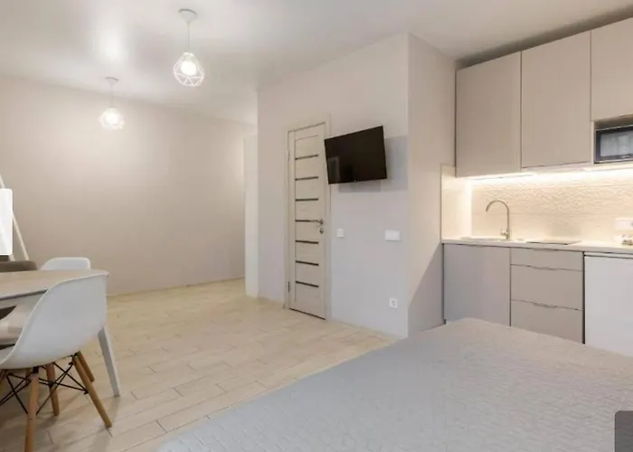 біля вокзалу, на вулиці голубовича 37 Apartamento *