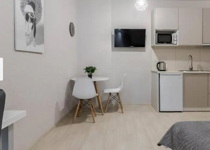 біля вокзалу, на вулиці голубовича 37 利沃夫