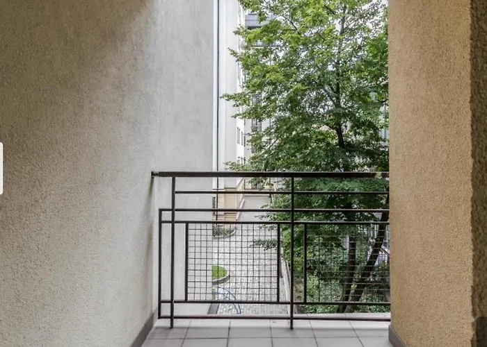 біля вокзалу, на вулиці голубовича 37 Apartamento *