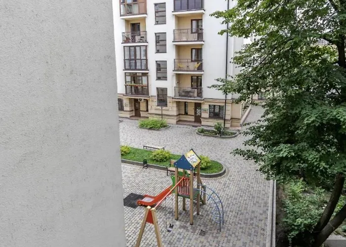 біля вокзалу, на вулиці голубовича 37 Apartamento *