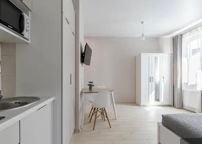 біля вокзалу, на вулиці голубовича 37 Apartamento